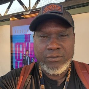 Meet your Posher, Carlton